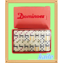 Doppel 6 kleine bunte Domino in Plastikbox